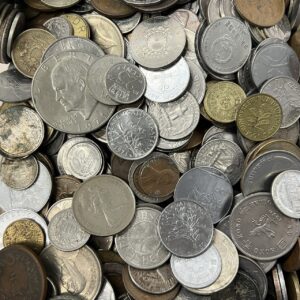外国古銭、外国紙幣のお買取りはナニウルにお任せください。他店様でお断りされた国や昔の古銭もOKです！
