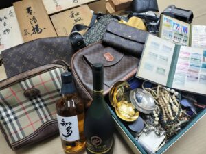 生前整理・遺品整理・断捨離・引っ越しで出てきた不用品、ナニウルに任せてみませんか？