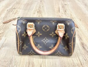 バッグは小さければ小さいほど良い！？近年の流行は小さいサイズ！ミニスピーディ買取致しました！