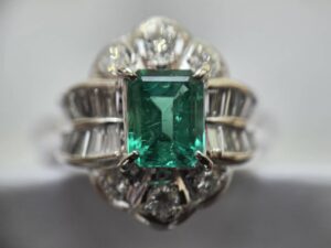 無機物でもしっかりお手入れをしないと劣化してしまう事も…不要なら売ってしまうのも手かも？