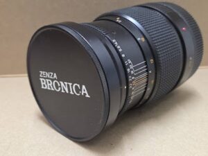 昔のカメラ、レンズが意外な値段に！？まずは査定だけでもナニウルへお越しください！