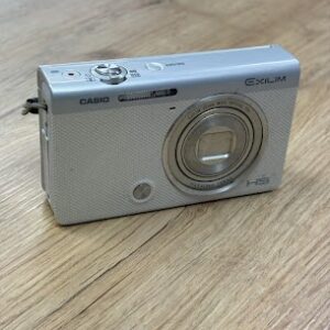 日本が世界に誇る時計メーカーのカシオ実はカメラも強い！壊れて動かなくなったカメラでも大丈夫です！