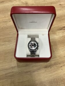 アポロ計画、月、宇宙と馴染み深いオメガのスピードマスター高価買取中！！